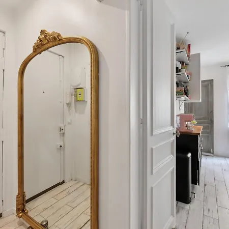 Le Petit Cocon De Montmartre